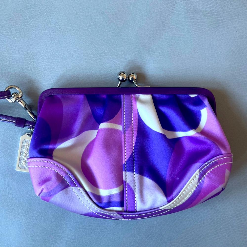 NWT Coach Wristlet - rare vintage scarf print